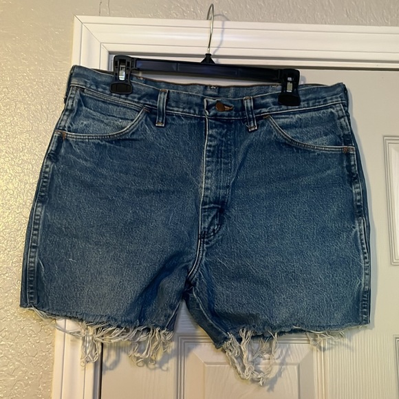Denim Shorts ♻️👖 - Picture 6 of 12